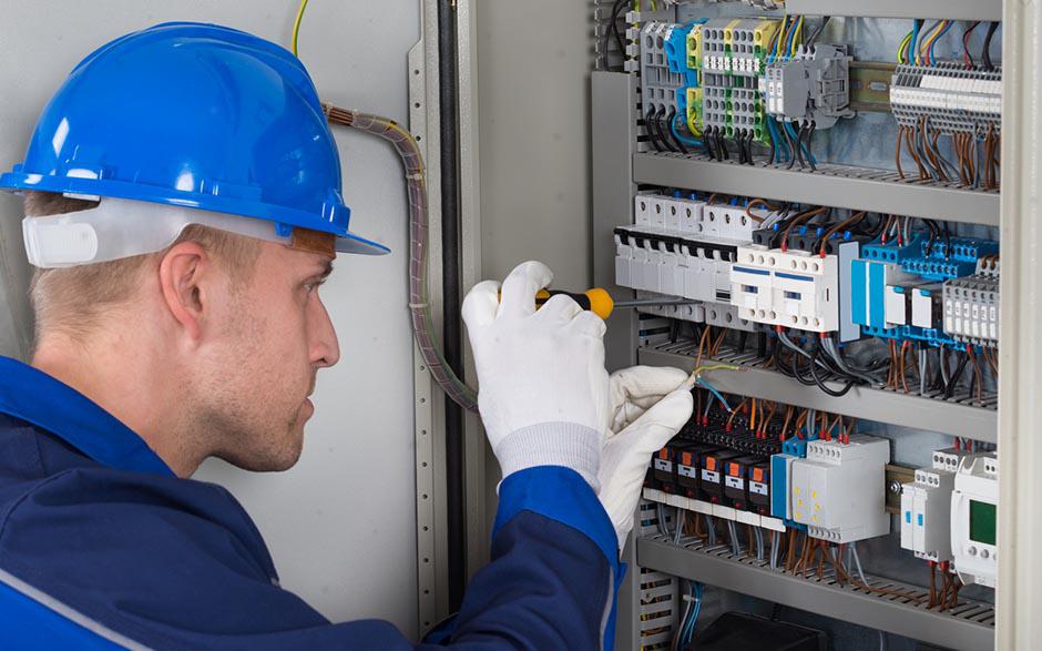 maitre électricien Courcouronnes